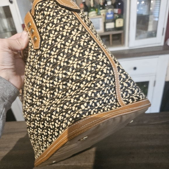 Eric Javits New York Tan and Black Woven Tote Bag - Picture 5 of 9